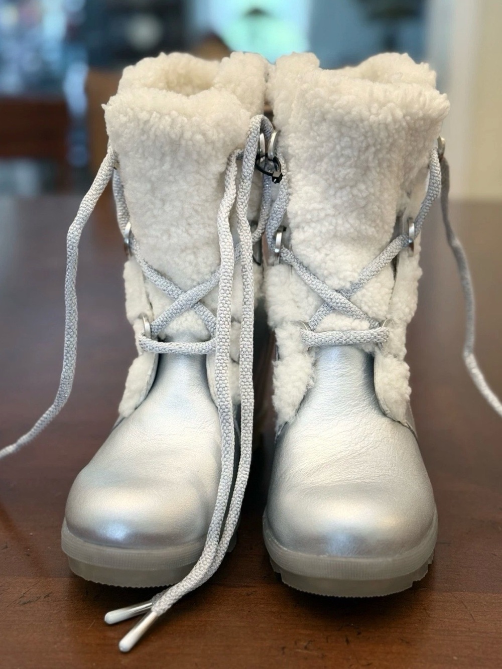 Disney x SOREL Frozen 2 Joan of Arctic Wedge Silver Boots Women’s 7.5